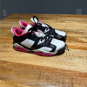 Nike Jordan sneakers girl 4